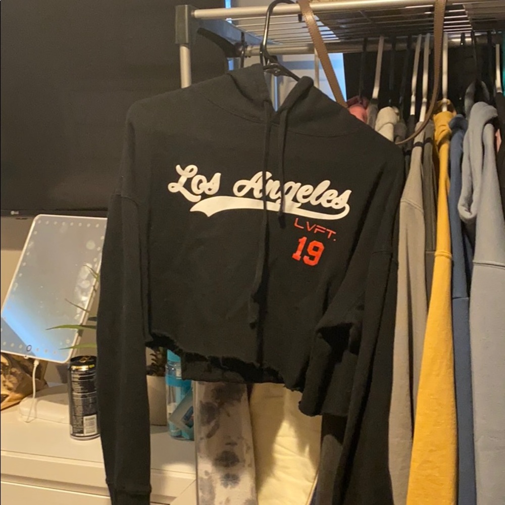 live fit cropped hoodie